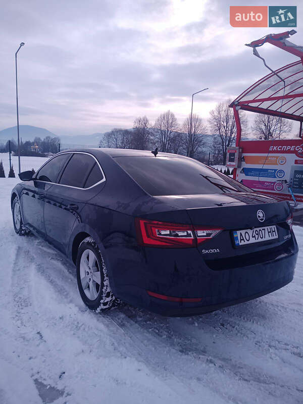 Лифтбек Skoda Superb 2016 в Тячеве фото 3 Лифтбек Skoda Superb 2016 в Тячеве