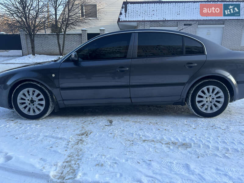 Лифтбек Skoda Superb 2006 в Запорожье