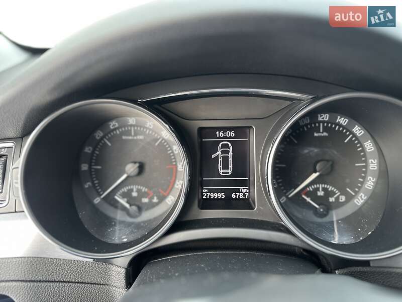 Универсал Skoda Superb 2013 в Львове фото 19 Универсал Skoda Superb 2013 в Львове