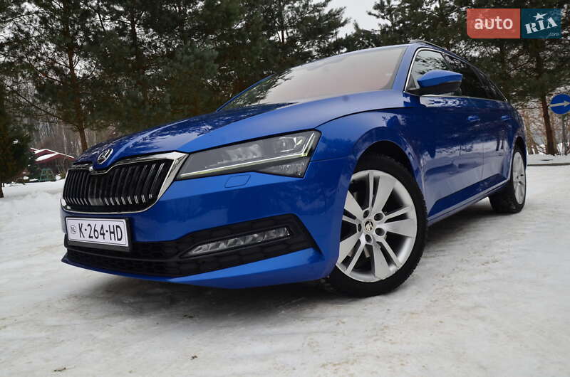 Универсал Skoda Superb 2022 в Дрогобыче