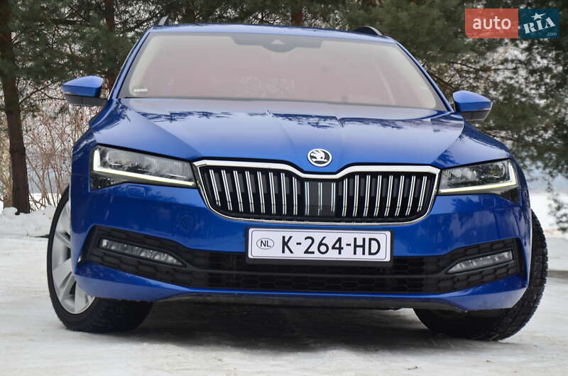 Универсал Skoda Superb 2022 в Дрогобыче