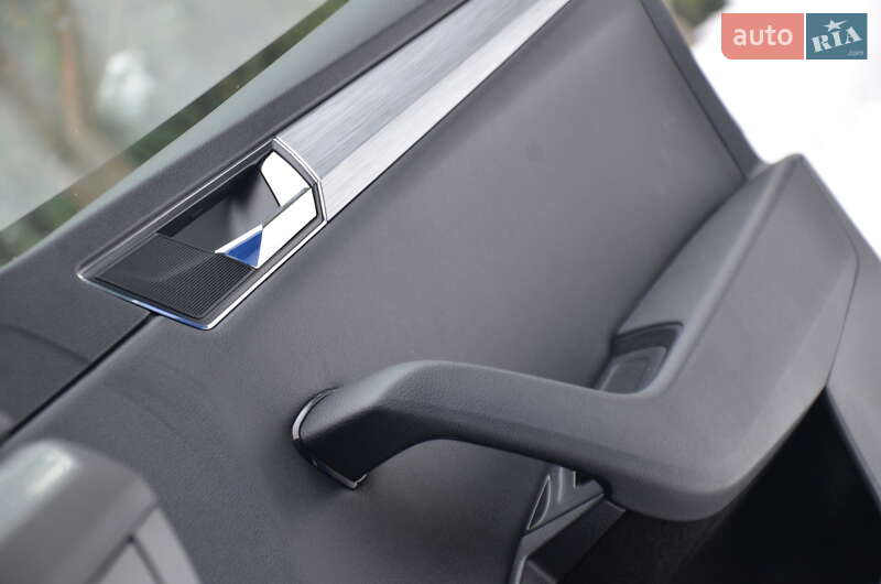 Универсал Skoda Superb 2022 в Дрогобыче