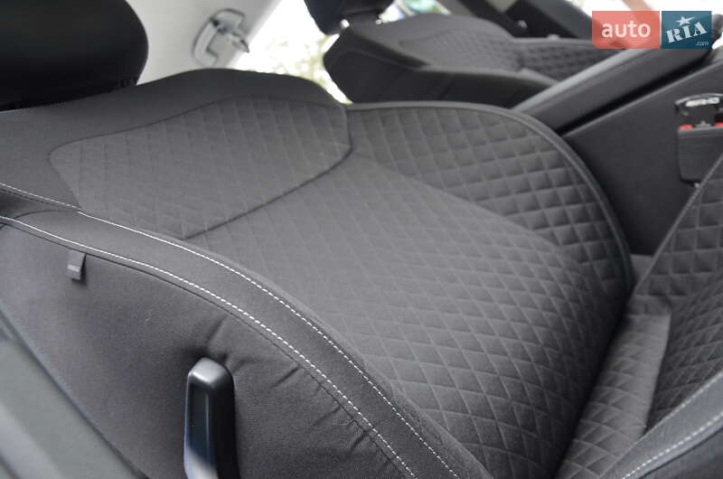 Универсал Skoda Superb 2022 в Дрогобыче