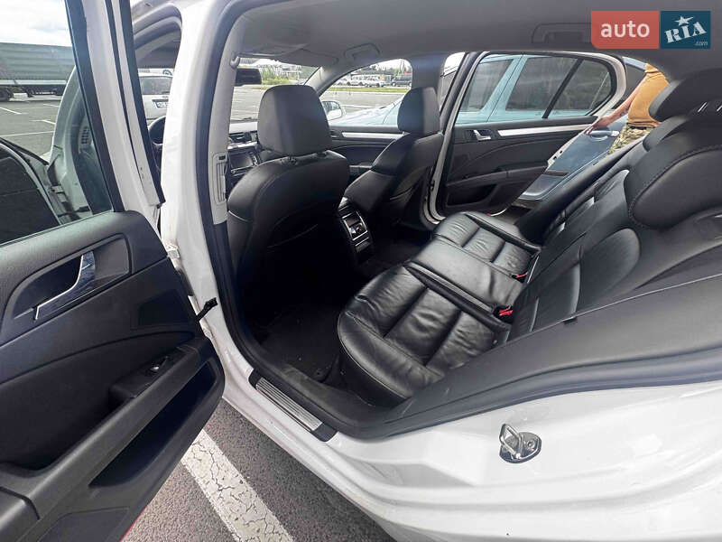 Лифтбек Skoda Superb 2009 в Луцке