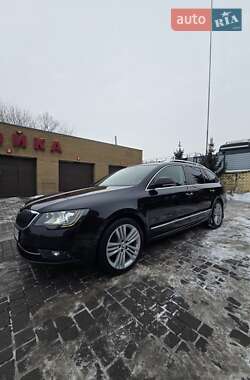 Універсал Skoda Superb 2015 в Запоріжжі