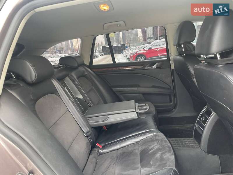 Универсал Skoda Superb 2010 в Киеве