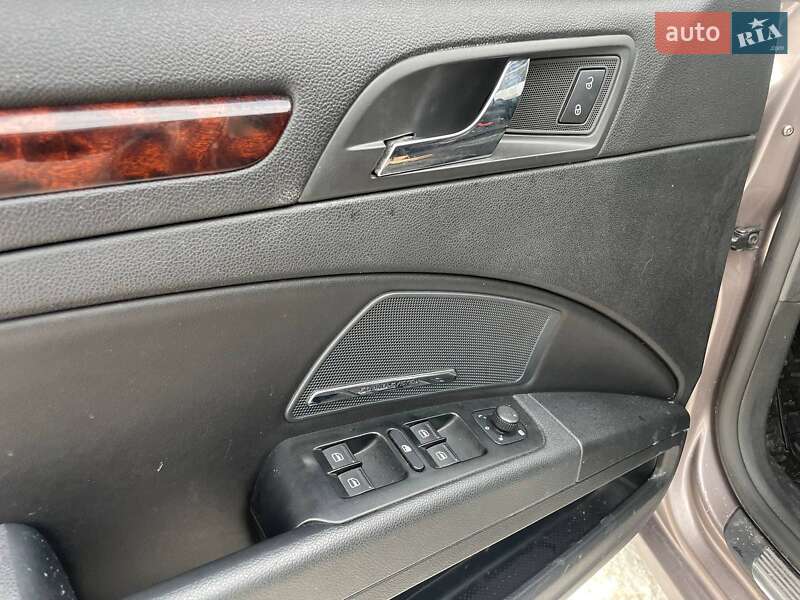 Универсал Skoda Superb 2010 в Киеве