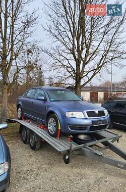 Лифтбек Skoda Superb 2005 в Умани