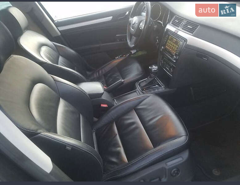 Универсал Skoda Superb 2011 в Борщеве фото 19 Универсал Skoda Superb 2011 в Борщеве