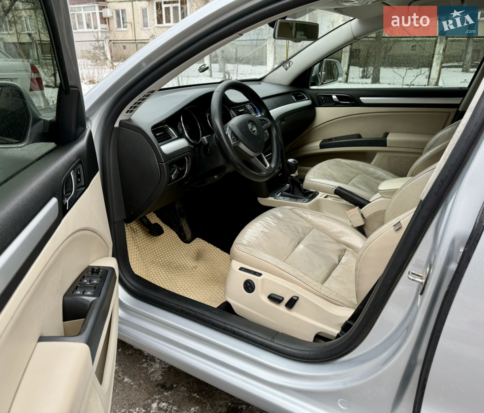 2011 Skoda Superb - мініатюра 13