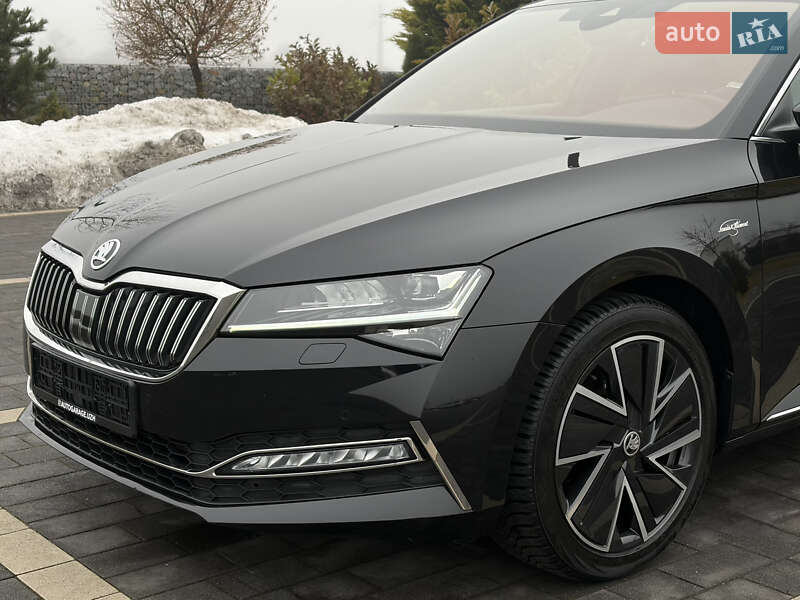 Лифтбек Skoda Superb 2023 в Мукачево
