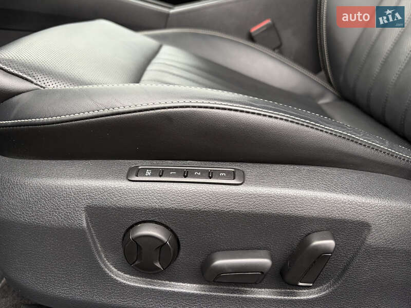 Лифтбек Skoda Superb 2023 в Мукачево