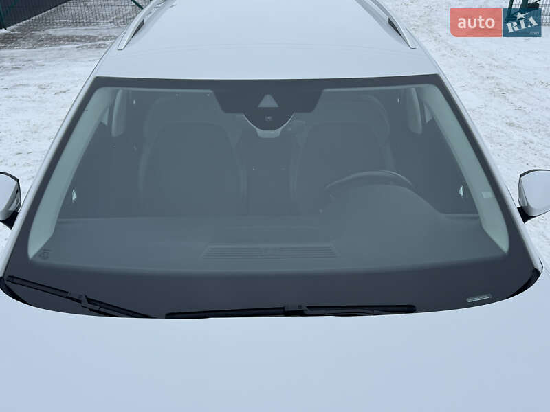 Универсал Skoda Superb 2019 в Лопатине