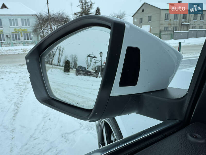 Универсал Skoda Superb 2019 в Лопатине