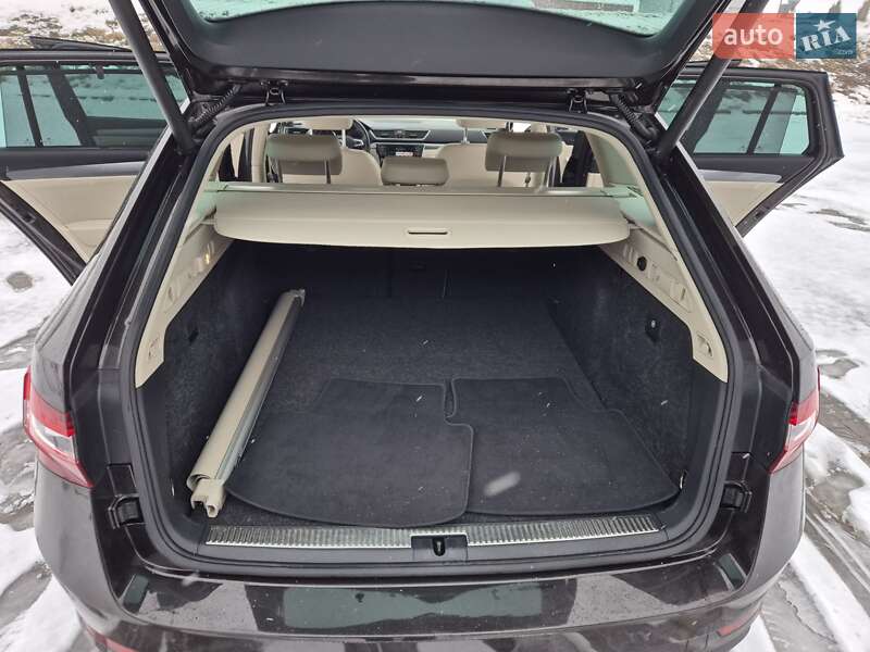 Универсал Skoda Superb 2017 в Стрые