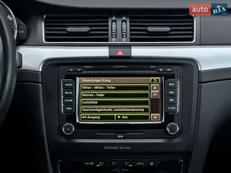 Універсал Skoda Superb 2011 в Луцьку