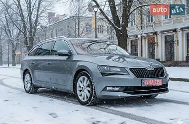 Универсал Skoda Superb 2018 в Луцке