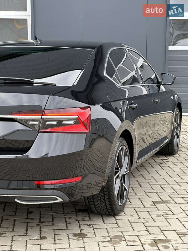 Ліфтбек Skoda Superb 2023 в Мукачевому