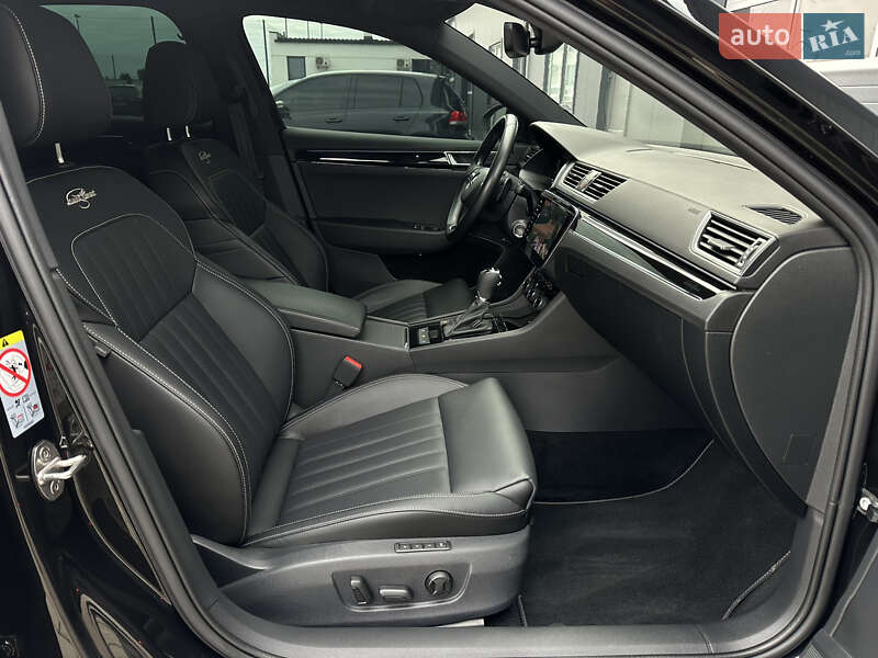 Ліфтбек Skoda Superb 2023 в Мукачевому