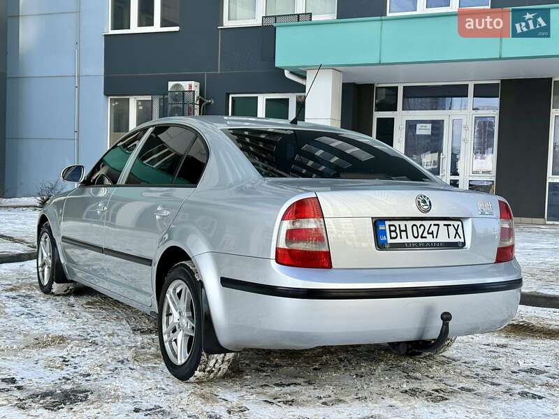 Лифтбек Skoda Superb 2007 в Одессе