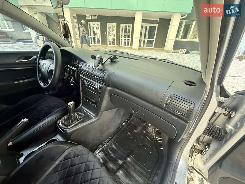 Лифтбек Skoda Superb 2007 в Одессе