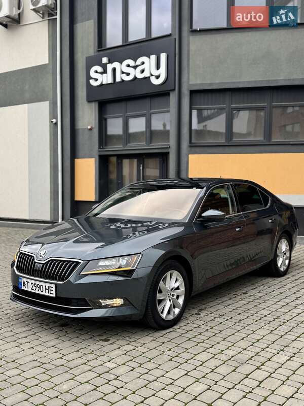 Лифтбек Skoda Superb 2017 в Коломые