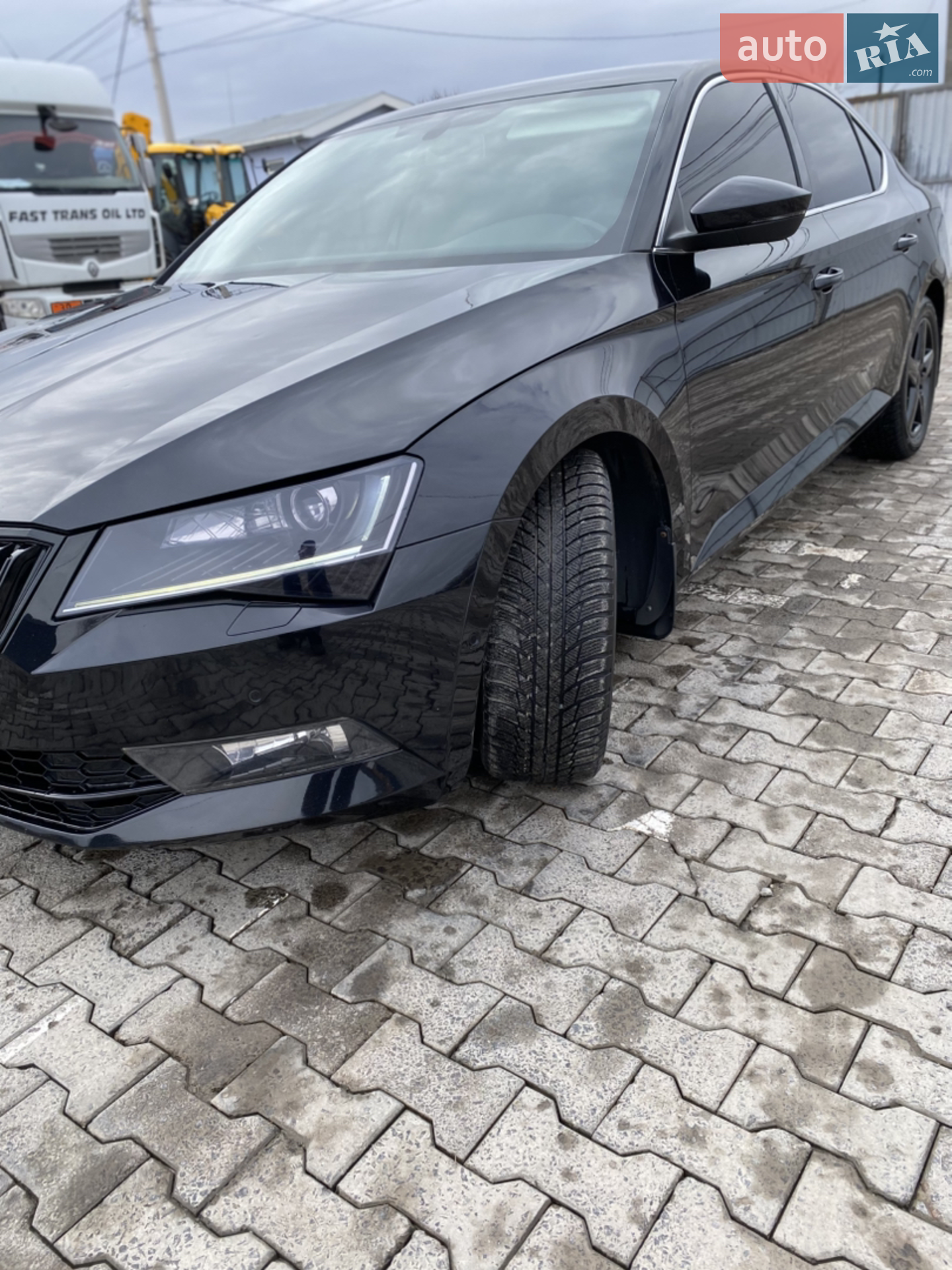 2015 Skoda Superb - мініатюра 2