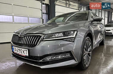 Ліфтбек Skoda Superb 2023 в Рівному