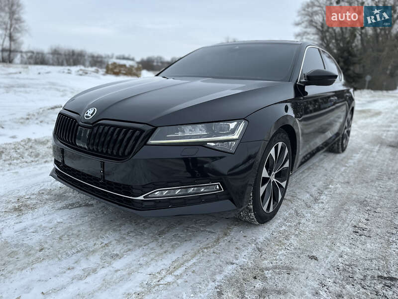 Лифтбек Skoda Superb 2019 в Киеве