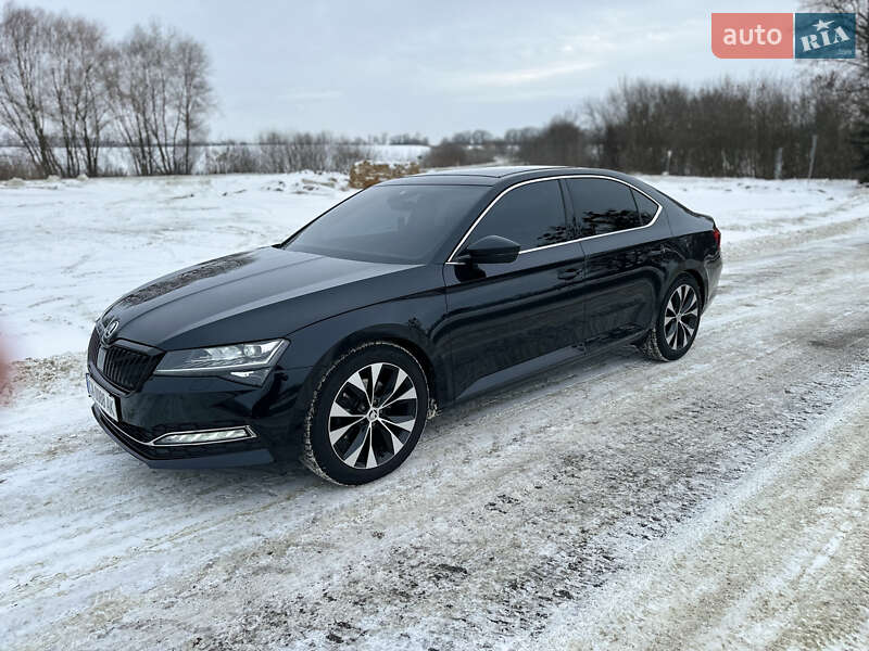 Лифтбек Skoda Superb 2019 в Киеве
