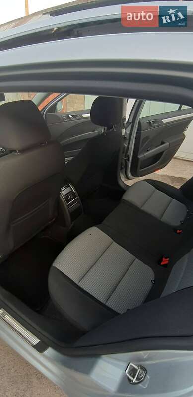 Универсал Skoda Superb 2012 в Киеве