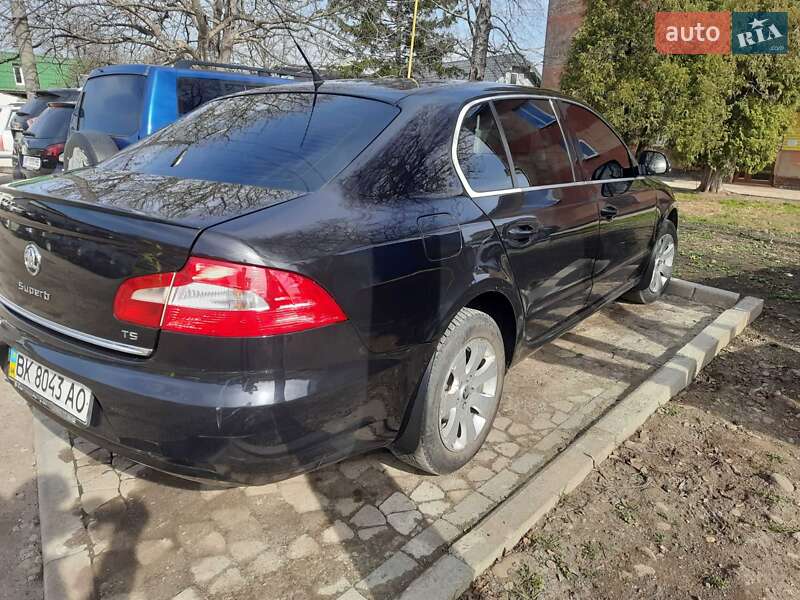 Лифтбек Skoda Superb 2008 в Ивано-Франковске фото 2 Лифтбек Skoda Superb 2008 в Ивано-Франковске