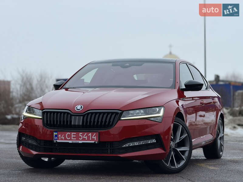 Лифтбек Skoda Superb 2022 в Дрогобыче