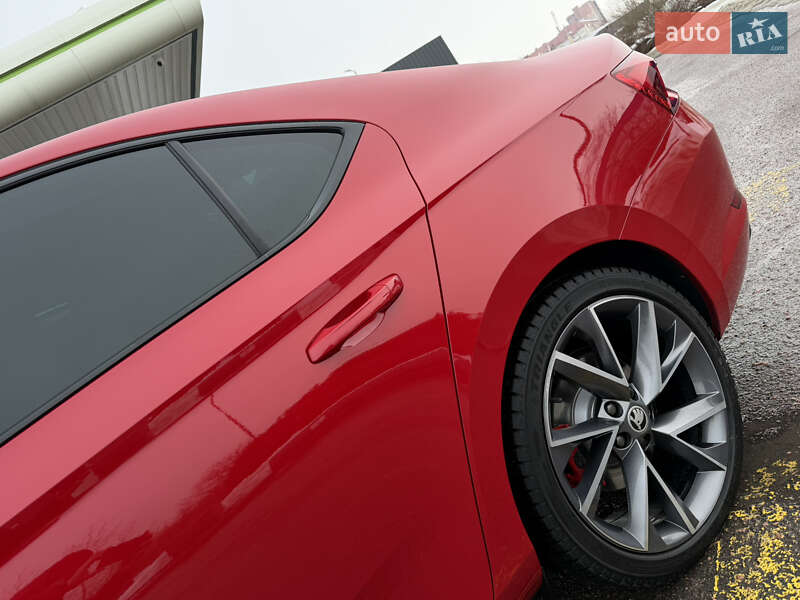 Лифтбек Skoda Superb 2022 в Дрогобыче