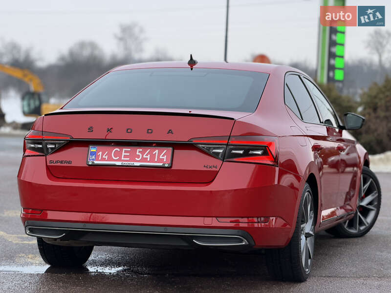 Лифтбек Skoda Superb 2022 в Дрогобыче