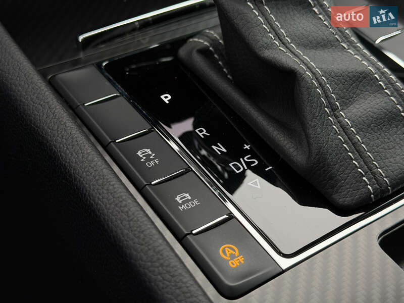 Лифтбек Skoda Superb 2022 в Дрогобыче