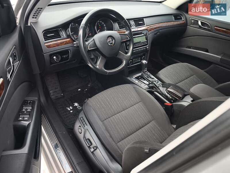 Лифтбек Skoda Superb 2014 в Киеве