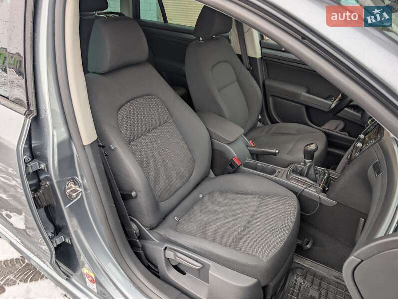 Универсал Skoda Superb 2011 в Ивано-Франковске