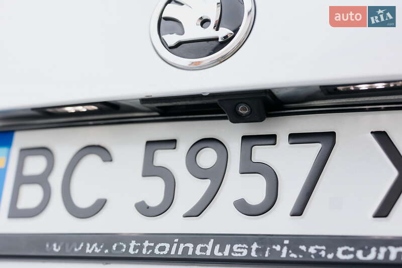 Универсал Skoda Superb 2016 в Стрые фото 35 Универсал Skoda Superb 2016 в Стрые