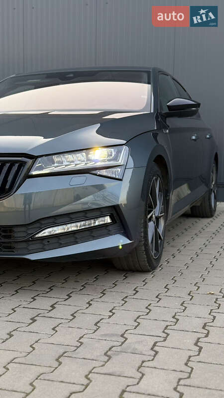 Лифтбек Skoda Superb 2022 в Мукачево