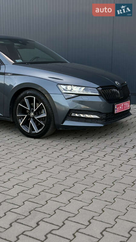 Лифтбек Skoda Superb 2022 в Мукачево
