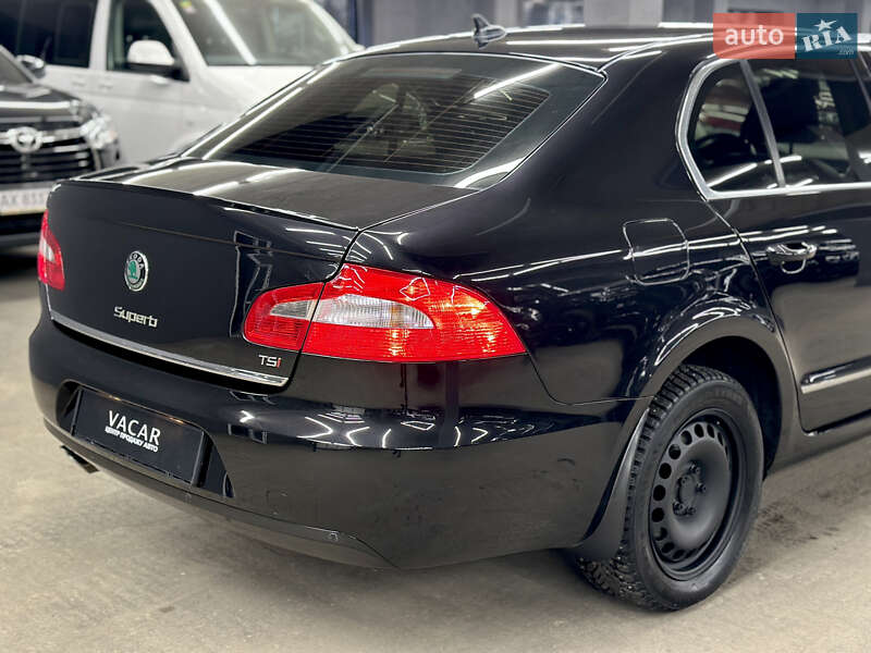 Ліфтбек Skoda Superb 2011 в Харкові