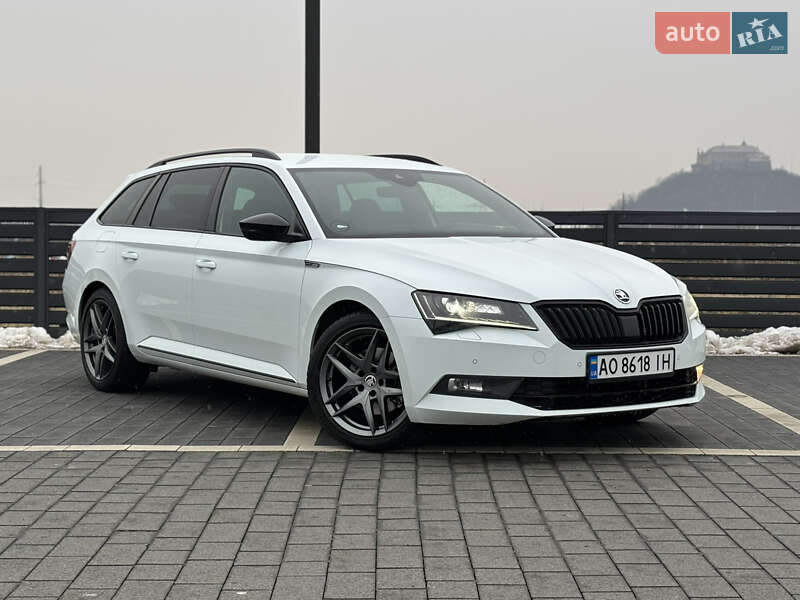 Універсал Skoda Superb 2017 в Ужгороді