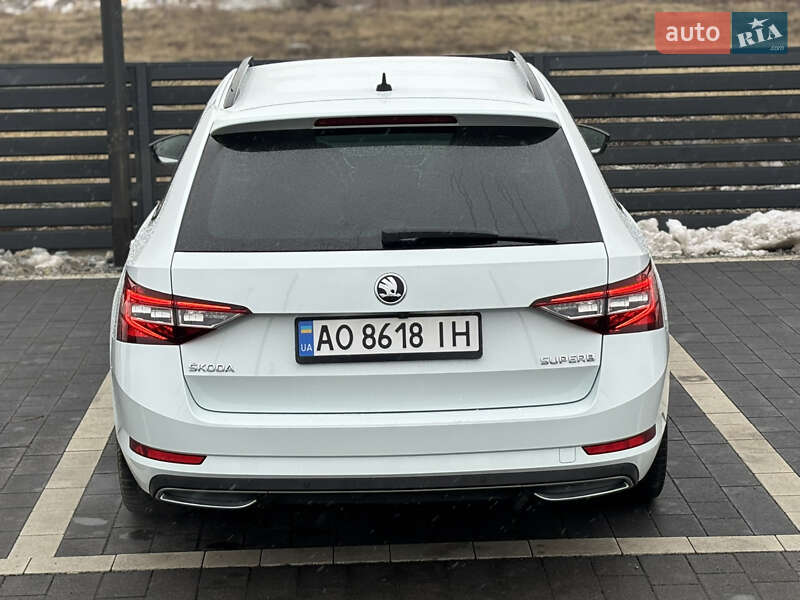 Універсал Skoda Superb 2017 в Ужгороді
