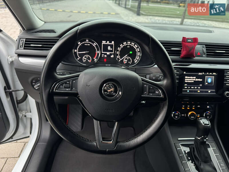 Ліфтбек Skoda Superb 2016 в Мукачевому