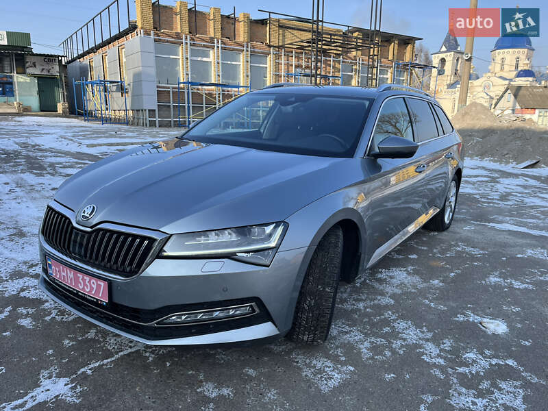 Універсал Skoda Superb 2021 в Хоролі