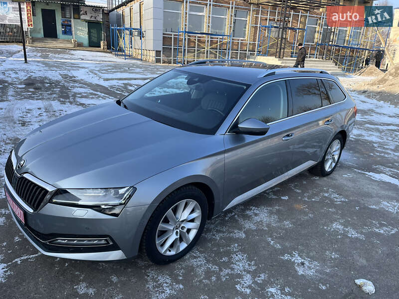 Універсал Skoda Superb 2021 в Хоролі