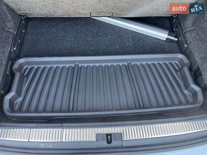 Універсал Skoda Superb 2021 в Хоролі