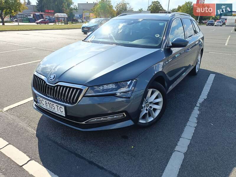 Универсал Skoda Superb 2019 в Львове фото Универсал Skoda Superb 2019 в Львове