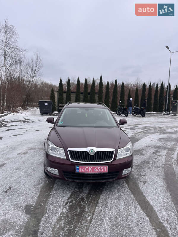 Универсал Skoda Superb 2009 в Надворной фото 9 Универсал Skoda Superb 2009 в Надворной